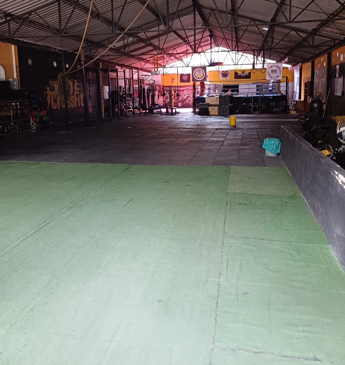 Local Comercial Avenidas Las Amercias (6)